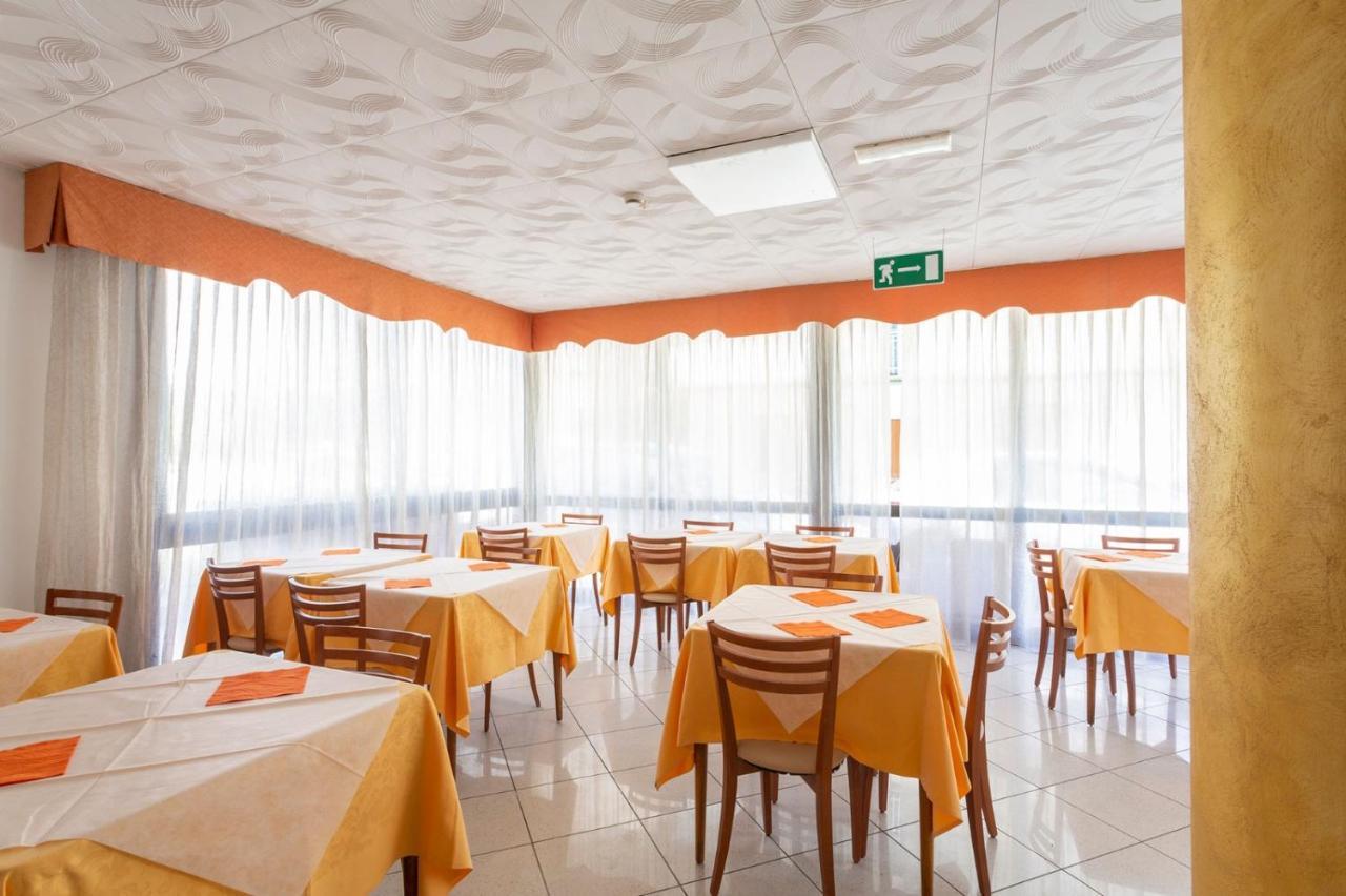 Hotel Zenith Rimini Eksteriør billede