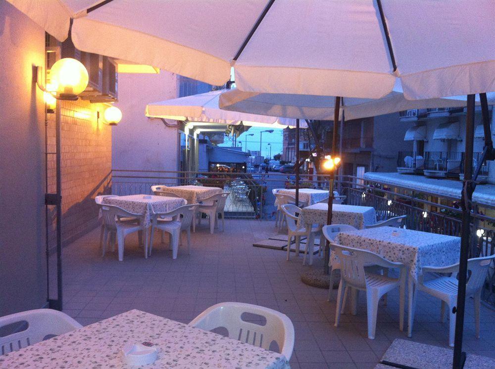 Hotel Zenith Rimini Eksteriør billede